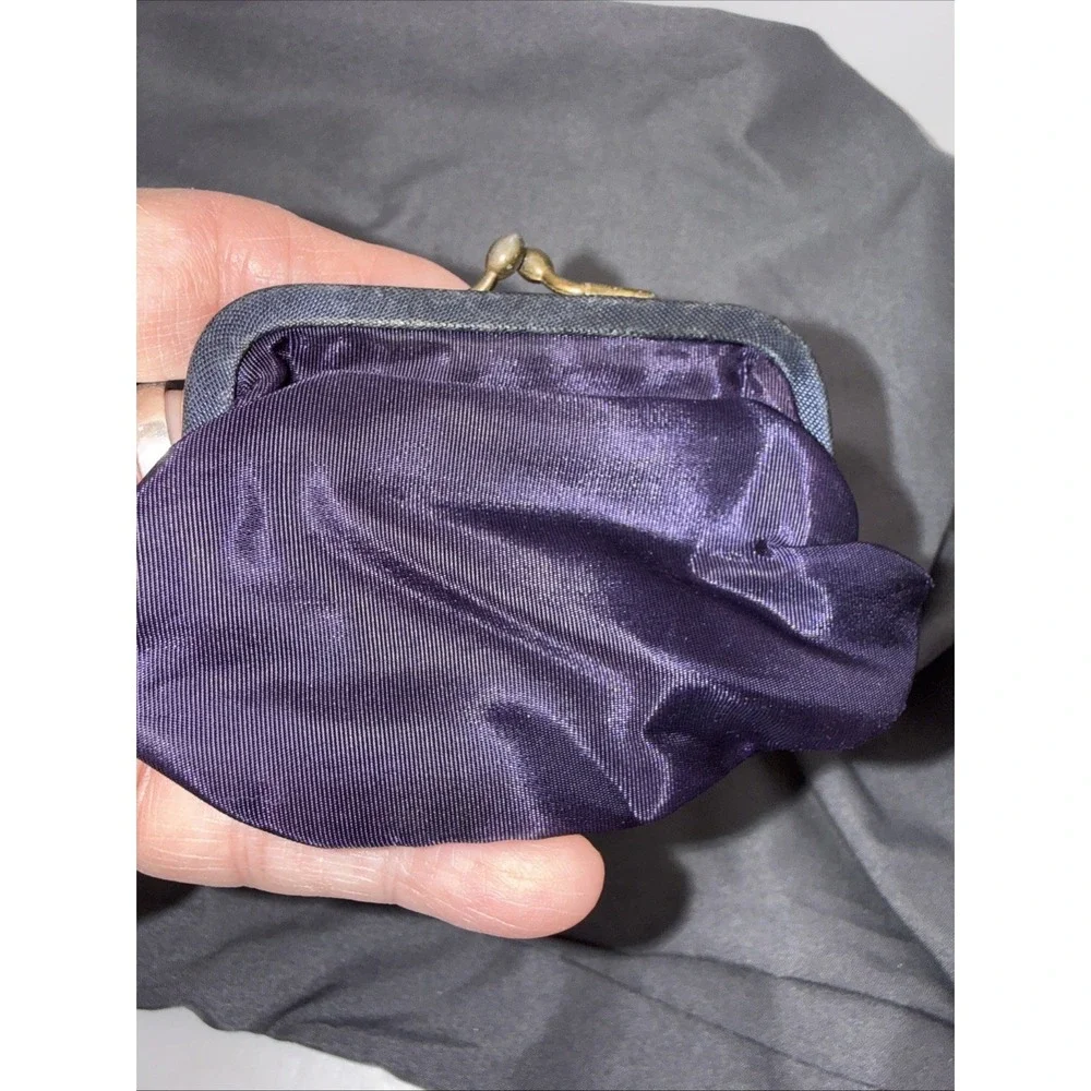 Vintage Navy Silk and Satin Coin Purse Lining A Rust Color Kiss Closer